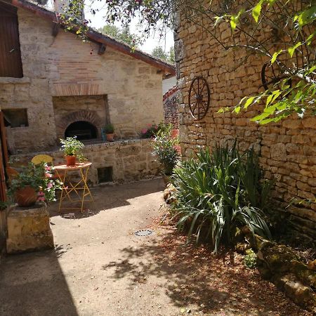Traditional Stone Cottage Condac Zewnętrze zdjęcie